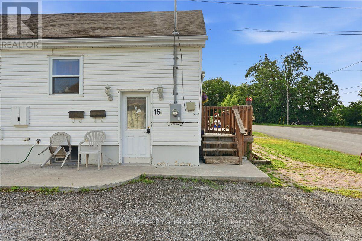16 GRAHAM STREET - 28