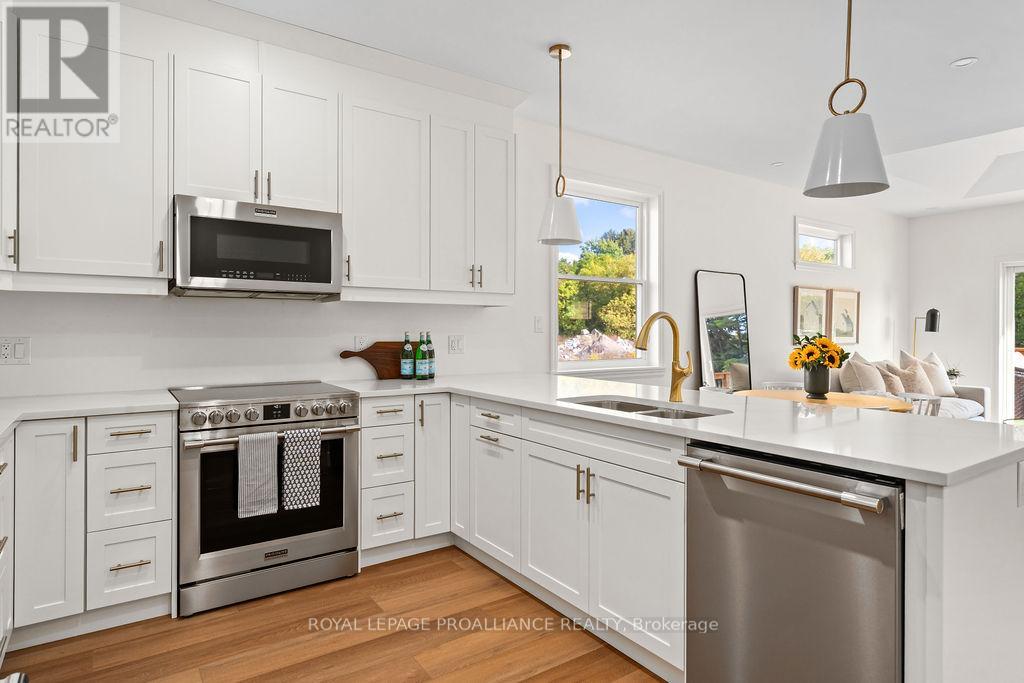 159 POMEROY AVENUE - 23