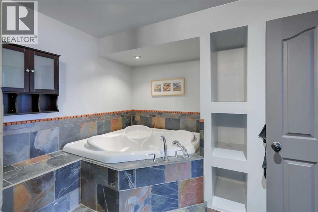 23 Lambertson Place - 32