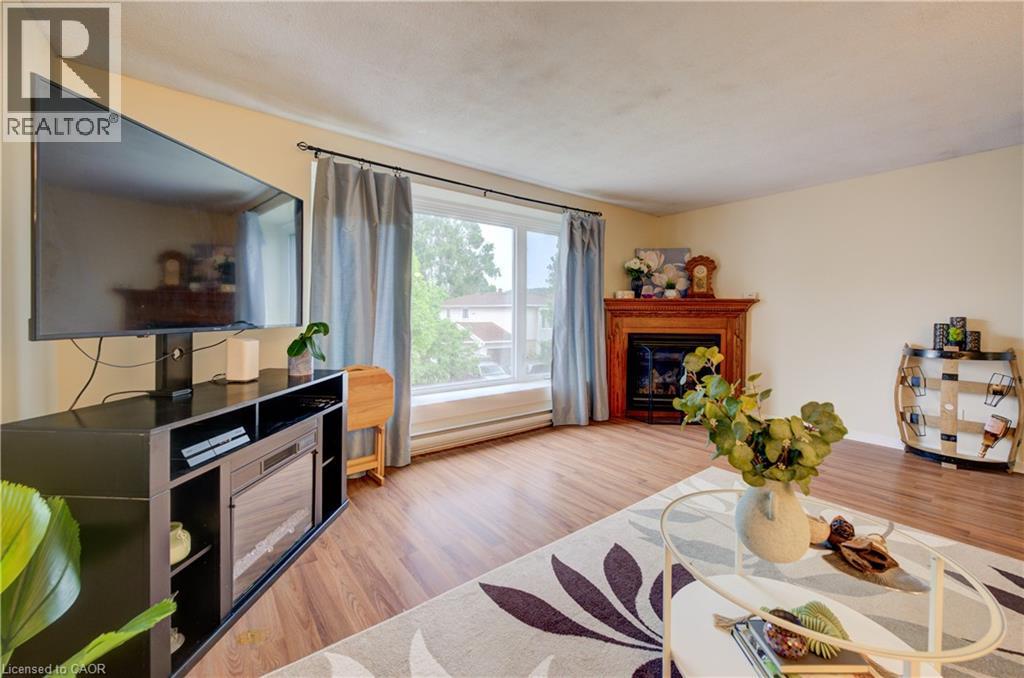 #38 175 ELM RIDGE Drive - 8