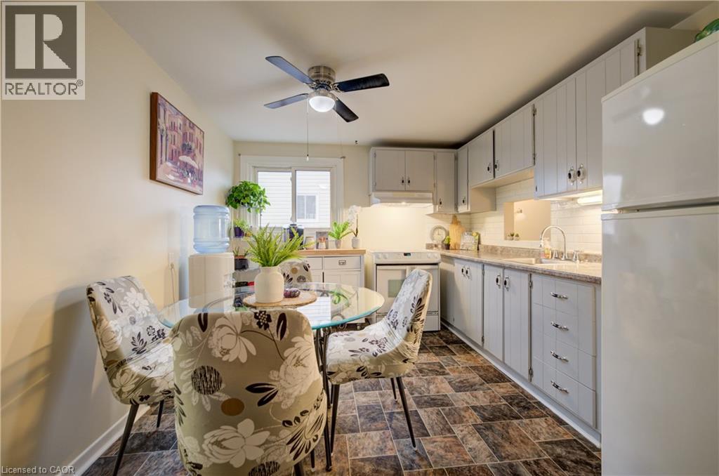 #38 175 ELM RIDGE Drive - 9