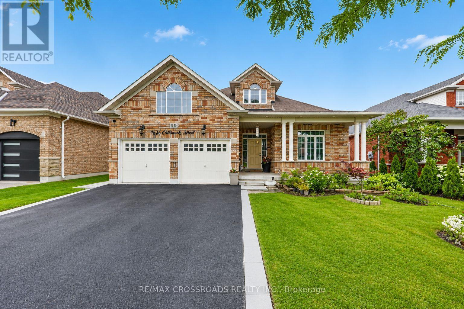 1626 CHILLIWACK STREET - 1