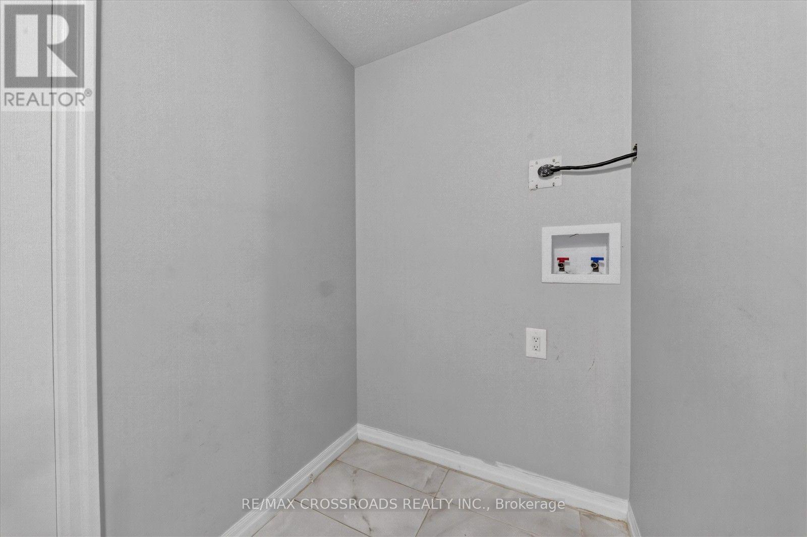 1626 CHILLIWACK STREET - 28