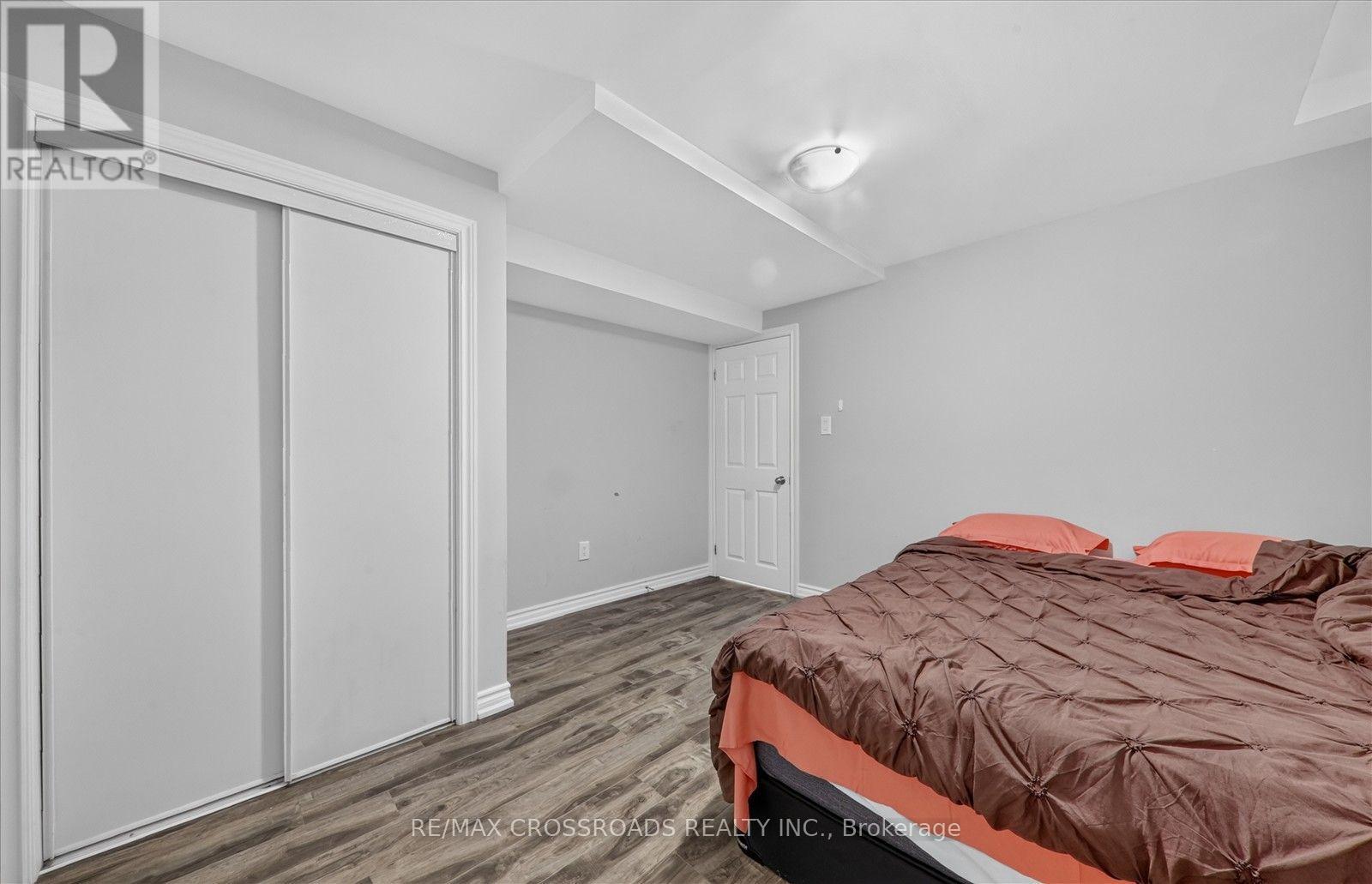 1626 CHILLIWACK STREET - 40