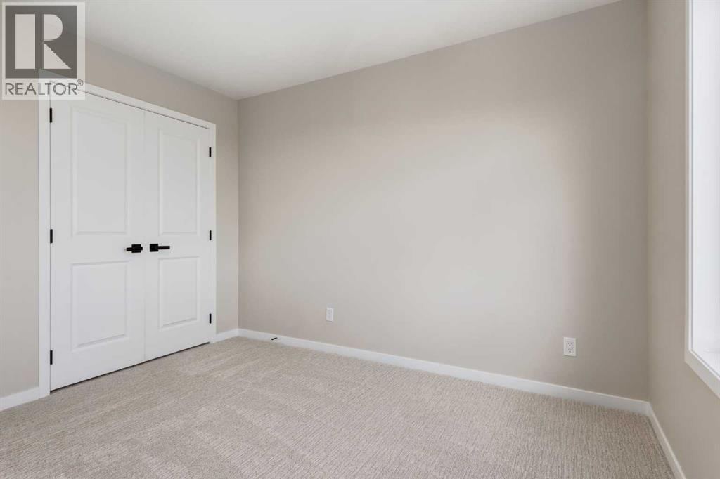 26 Alpine Gardens SW - 40