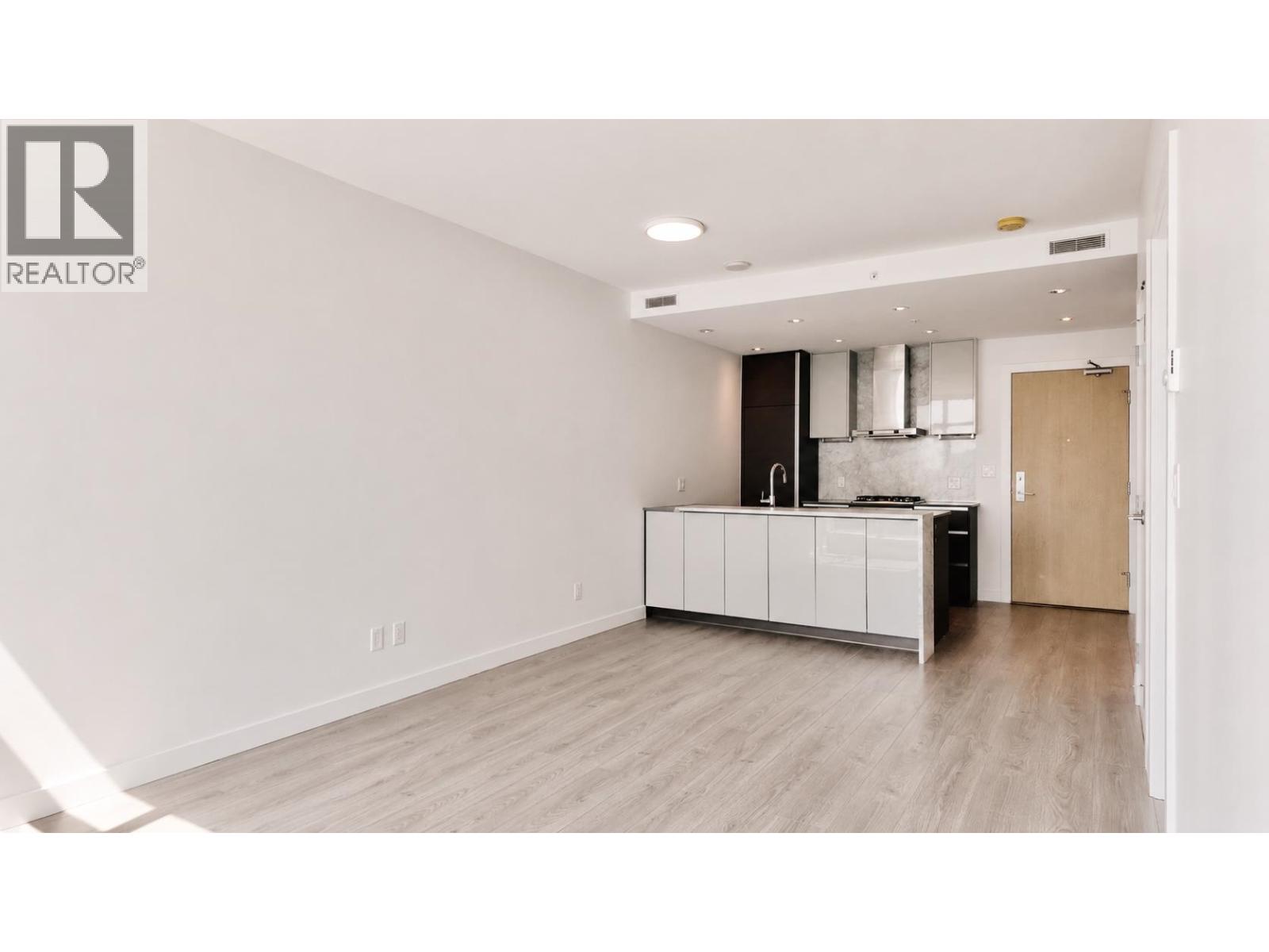 1 Bed, 1 Bath House for Sale in Burnaby – 4105 4670 ASSEMBLY WAY, Burnaby – MLS# R3149277 - Image 10