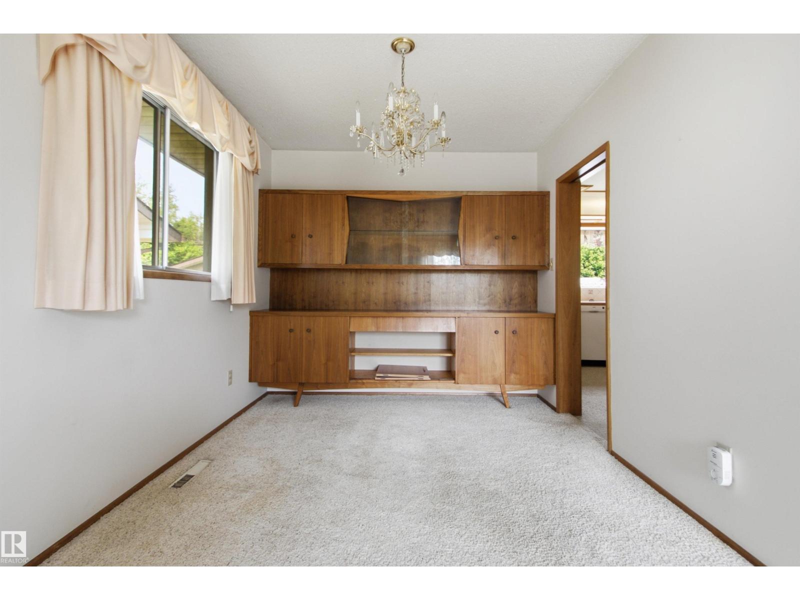 11548 41 AV NW NW - 11