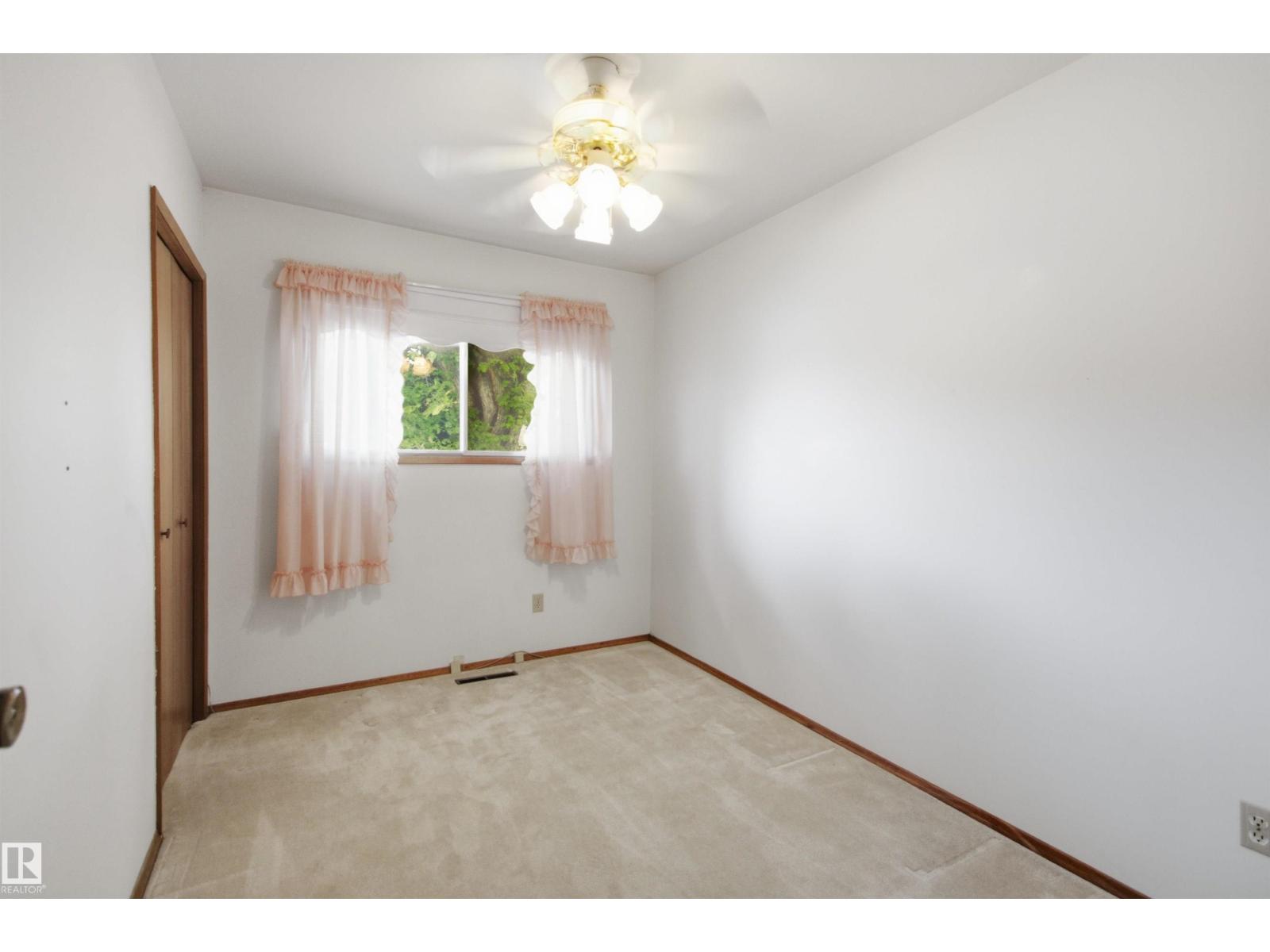 11548 41 AV NW NW - 21