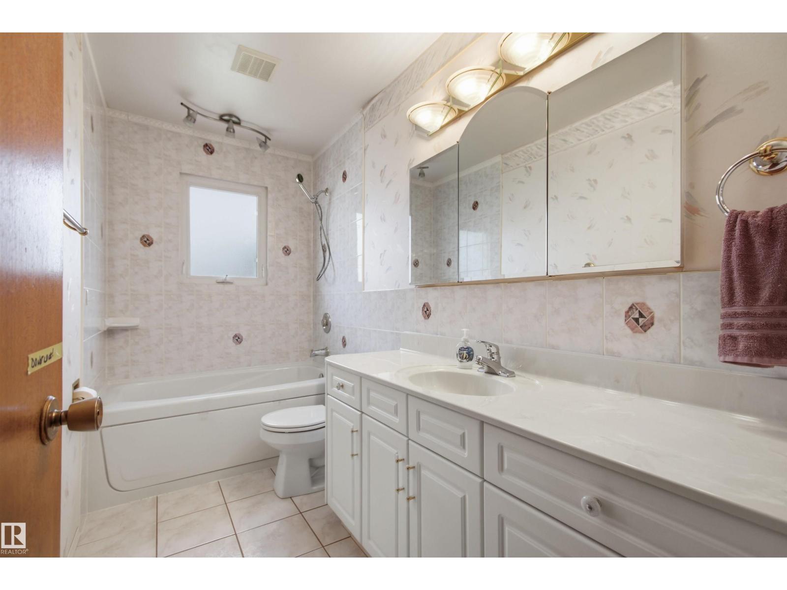 11548 41 AV NW NW - 25
