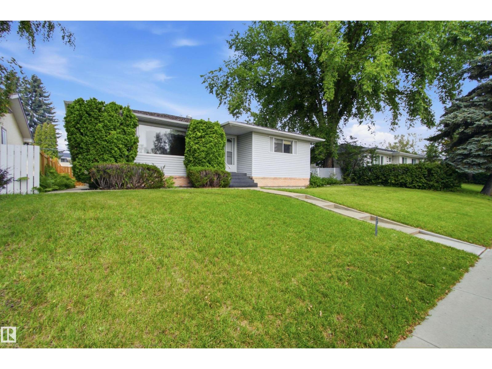 11548 41 AV NW NW - 3