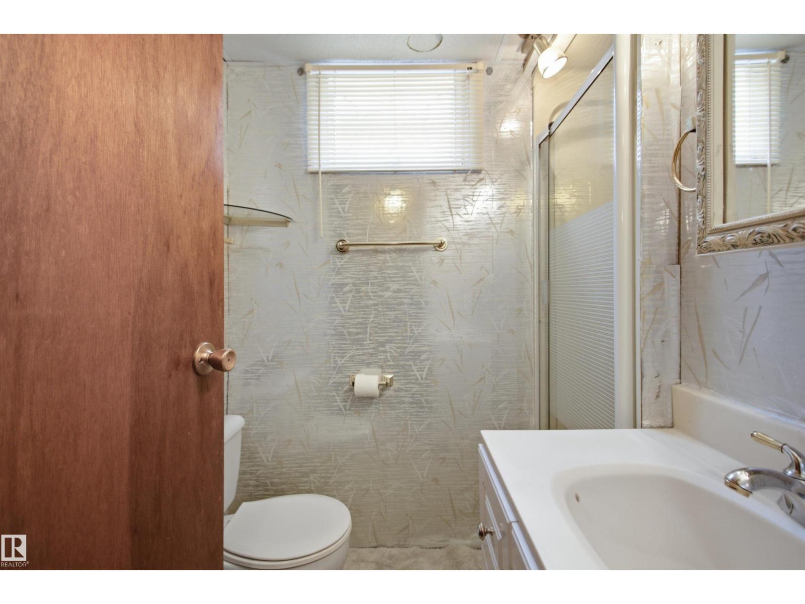 11548 41 AV NW NW - 32