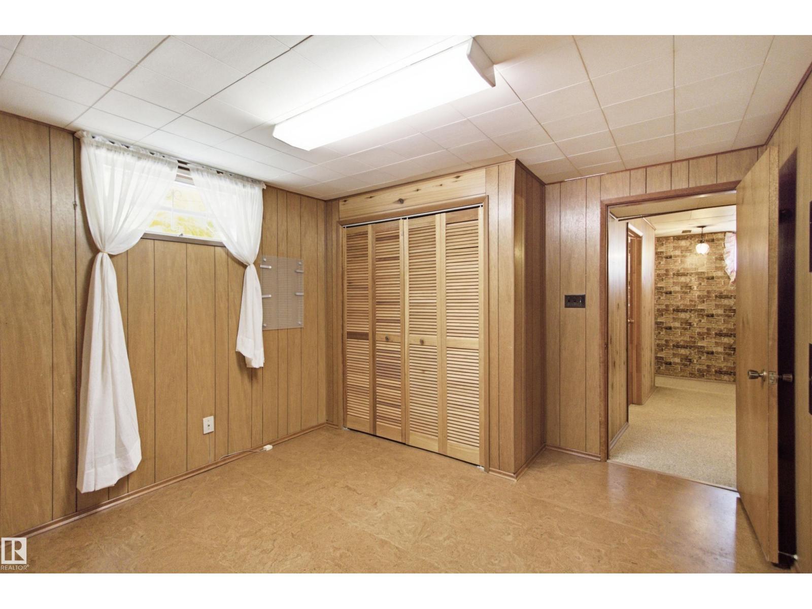 11548 41 AV NW NW - 35
