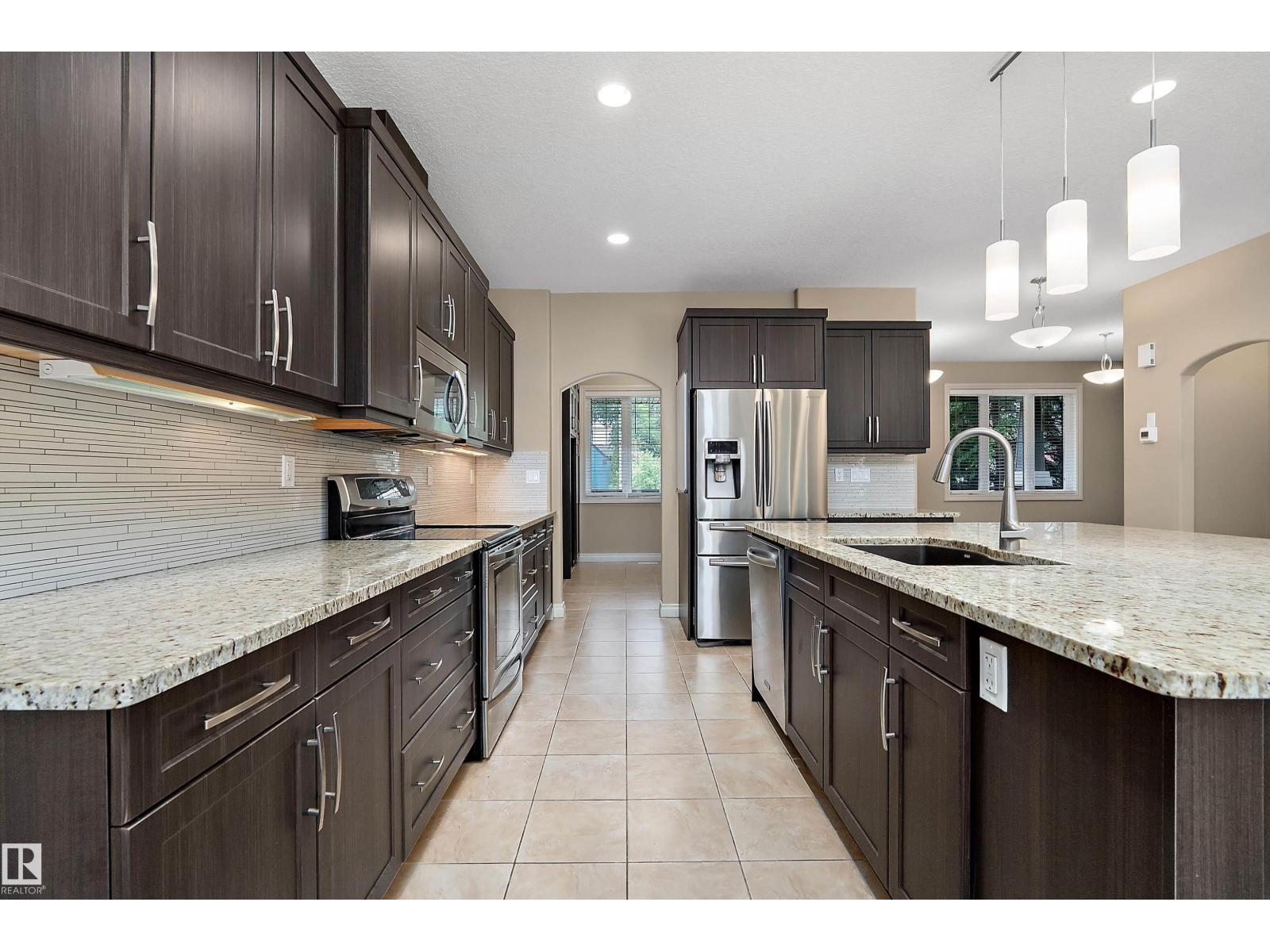 11203 72 AV NW - 12