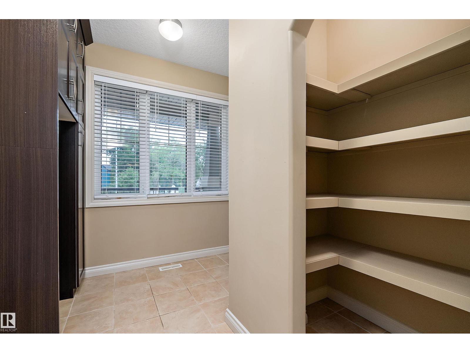 11203 72 AV NW - 14