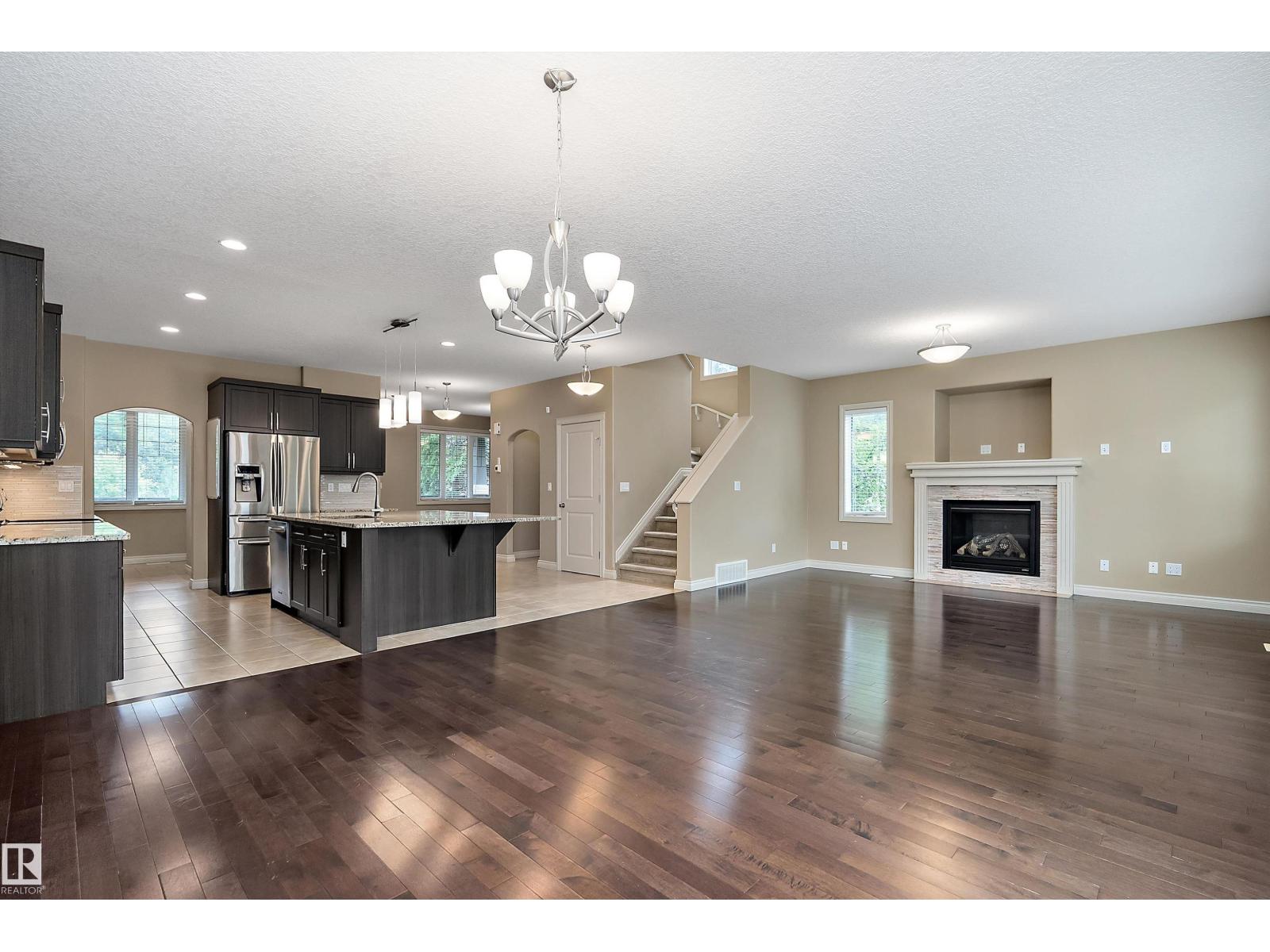 11203 72 AV NW - 16
