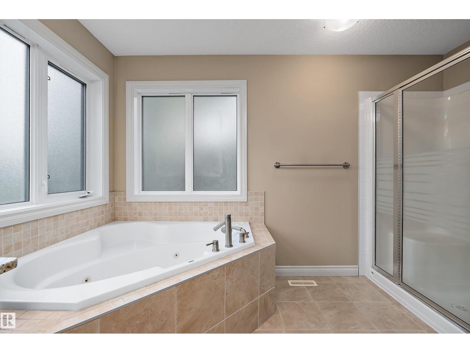 11203 72 AV NW - 24