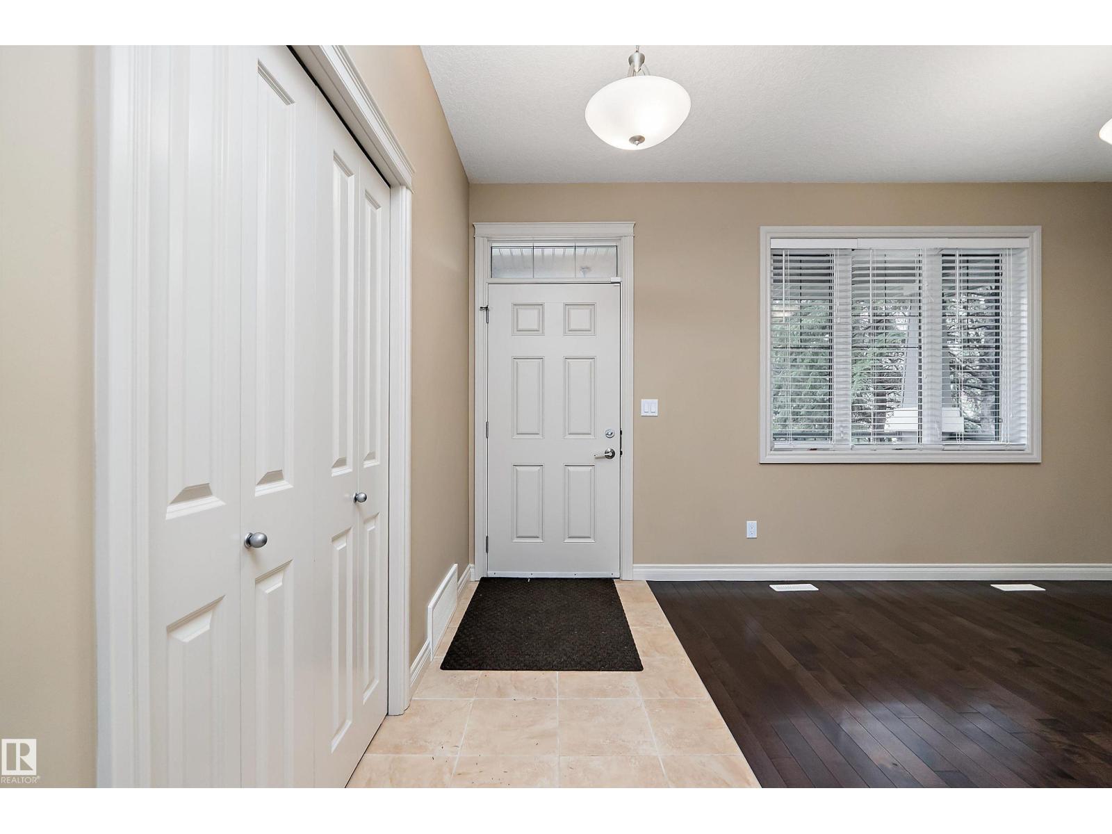 11203 72 AV NW - 5