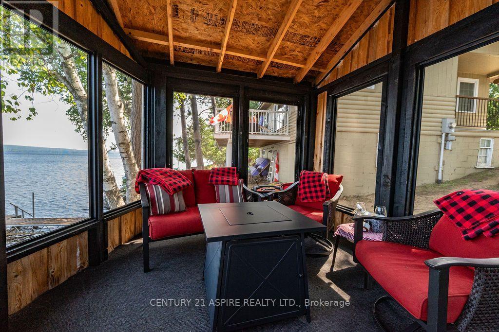 747 ROCK POINT LANE - 9