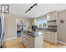 10532 Main Street, North Dundas, ON K0E1W0 Photo 18