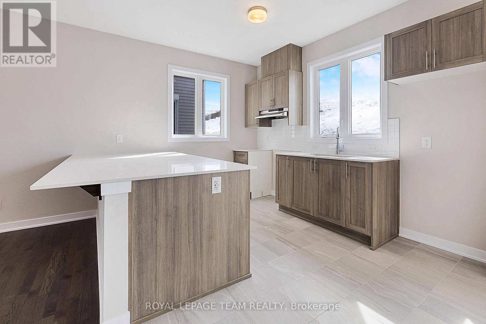 3 Bed, 3 Bath House for Rent in Ottawa – 676 EXPANSION ROAD, Ottawa – MLS# X13598434 - Image 10