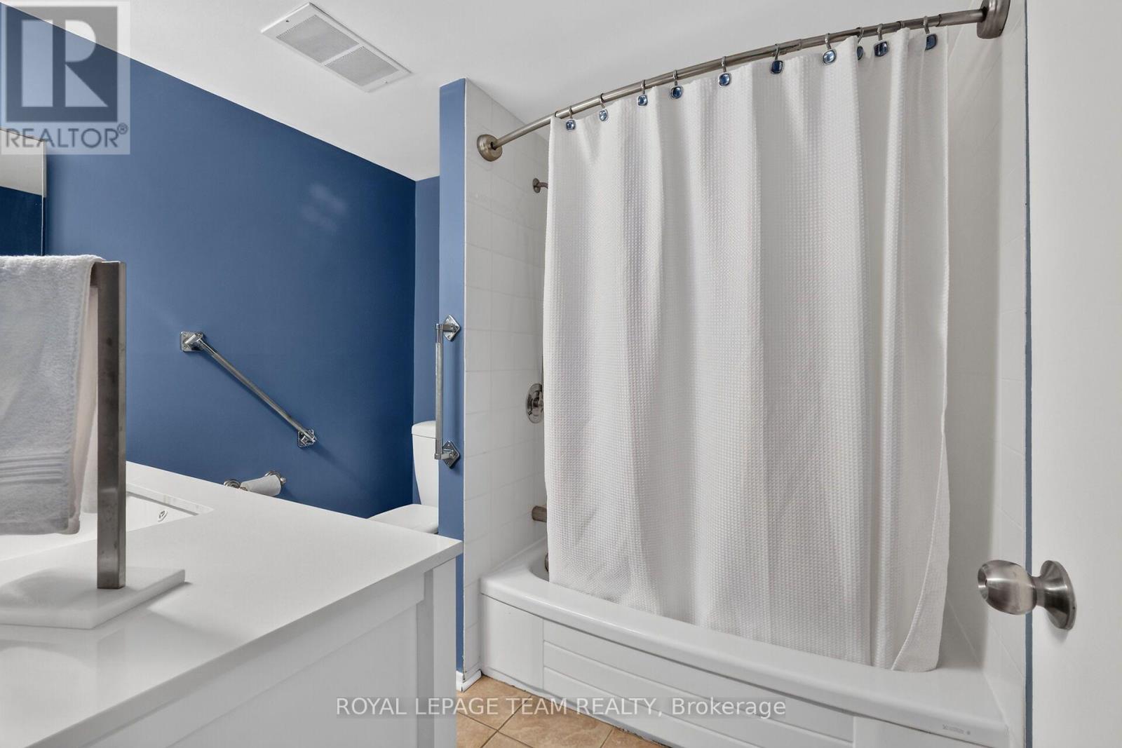 #214 1099 CADBORO ROAD - 26
