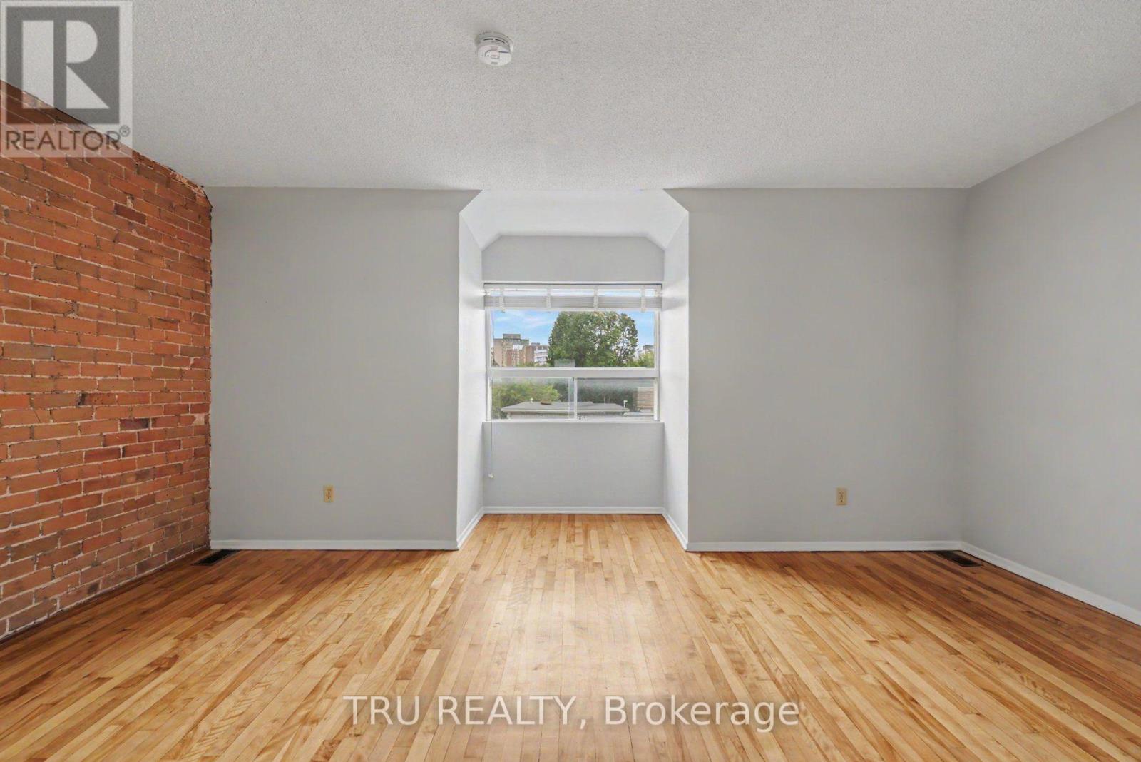 24 WAVERLEY STREET - Image 22