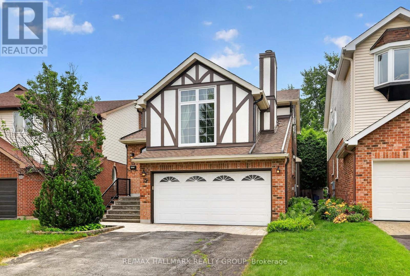 15 PEMBERTON CRESCENT - 2