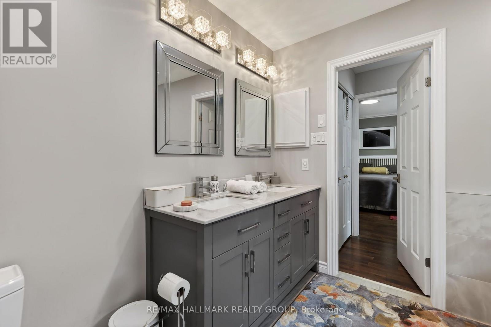15 PEMBERTON CRESCENT - 22
