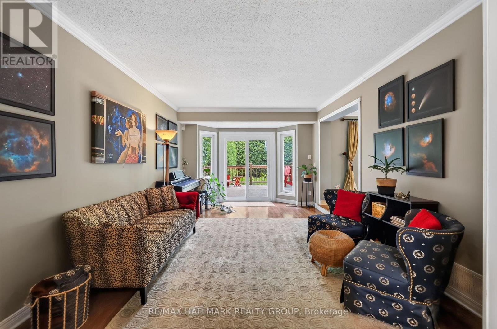 15 PEMBERTON CRESCENT - 3