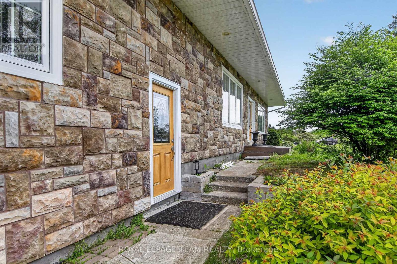 434 HIGH STREET - 3