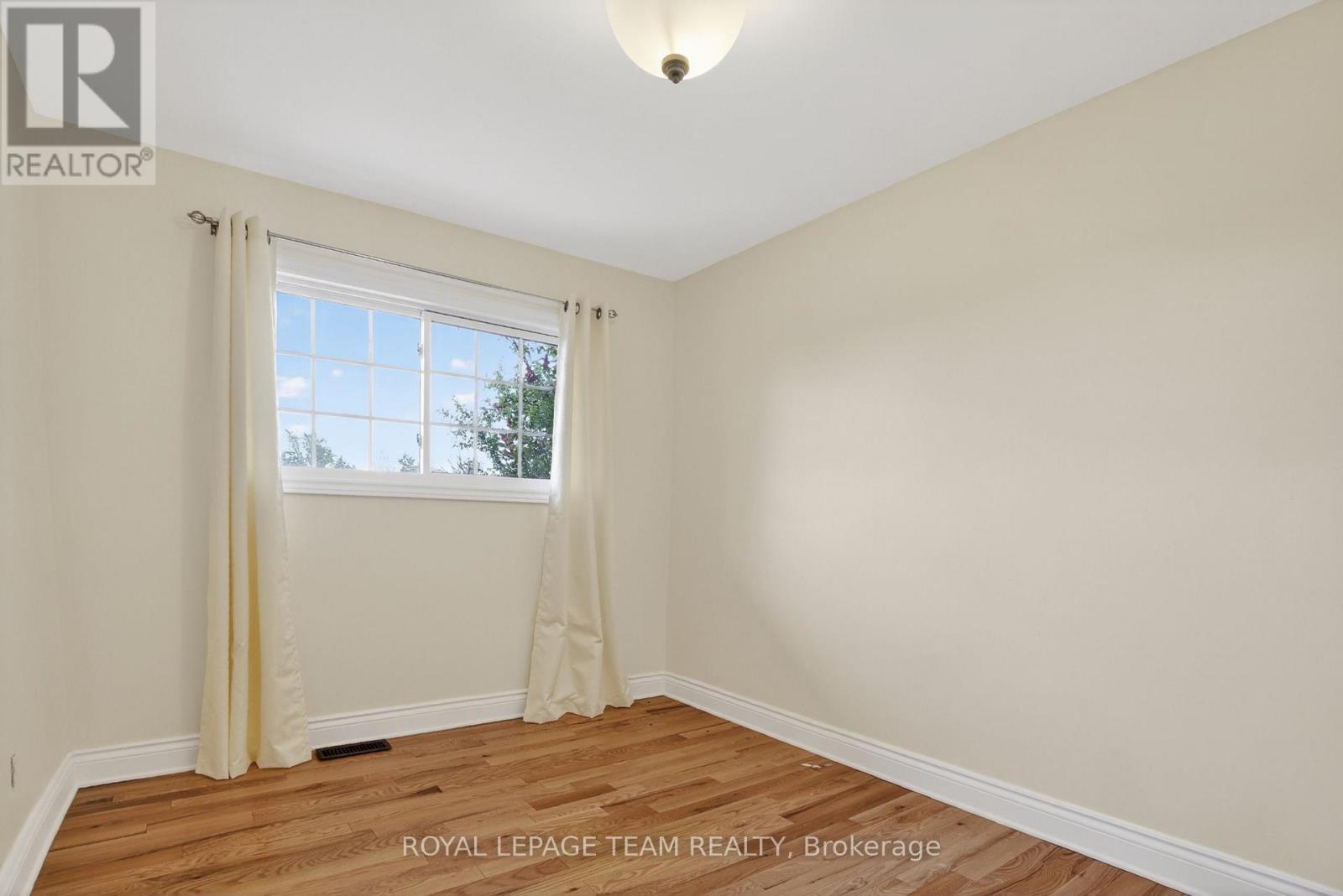 434 HIGH STREET - 33