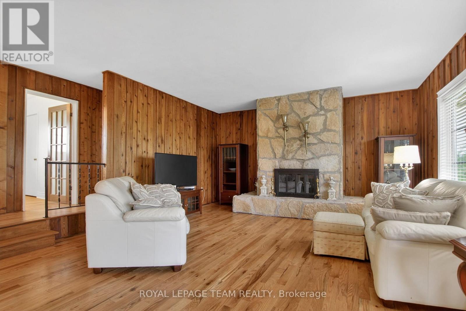 434 HIGH STREET - 7