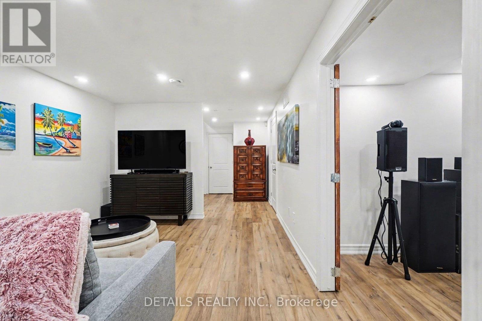 112 WHISPERING WINDS WAY - 28