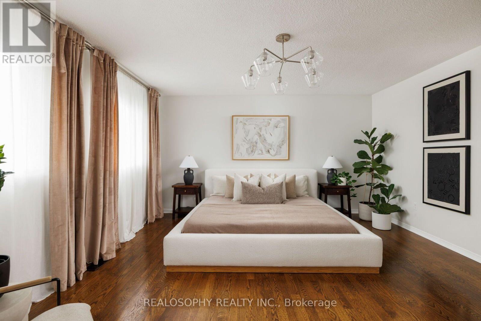 55 DYLAN STREET - 15