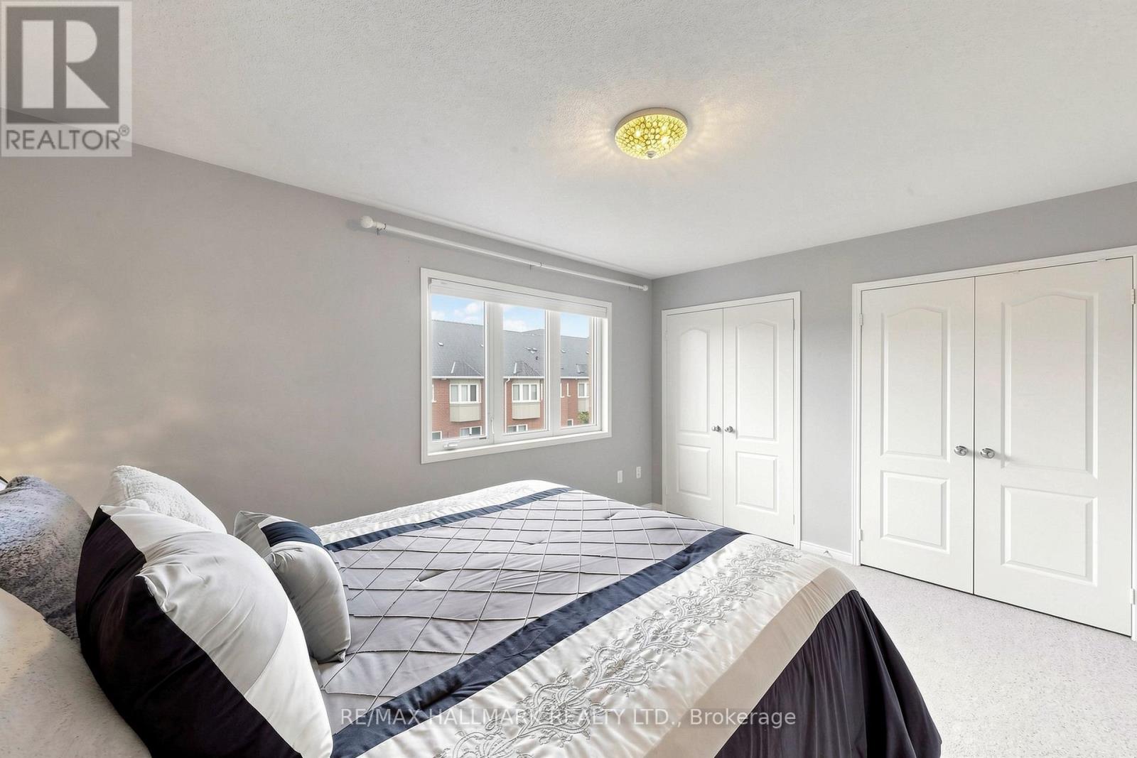 5 BEARINGS AVENUE - 21