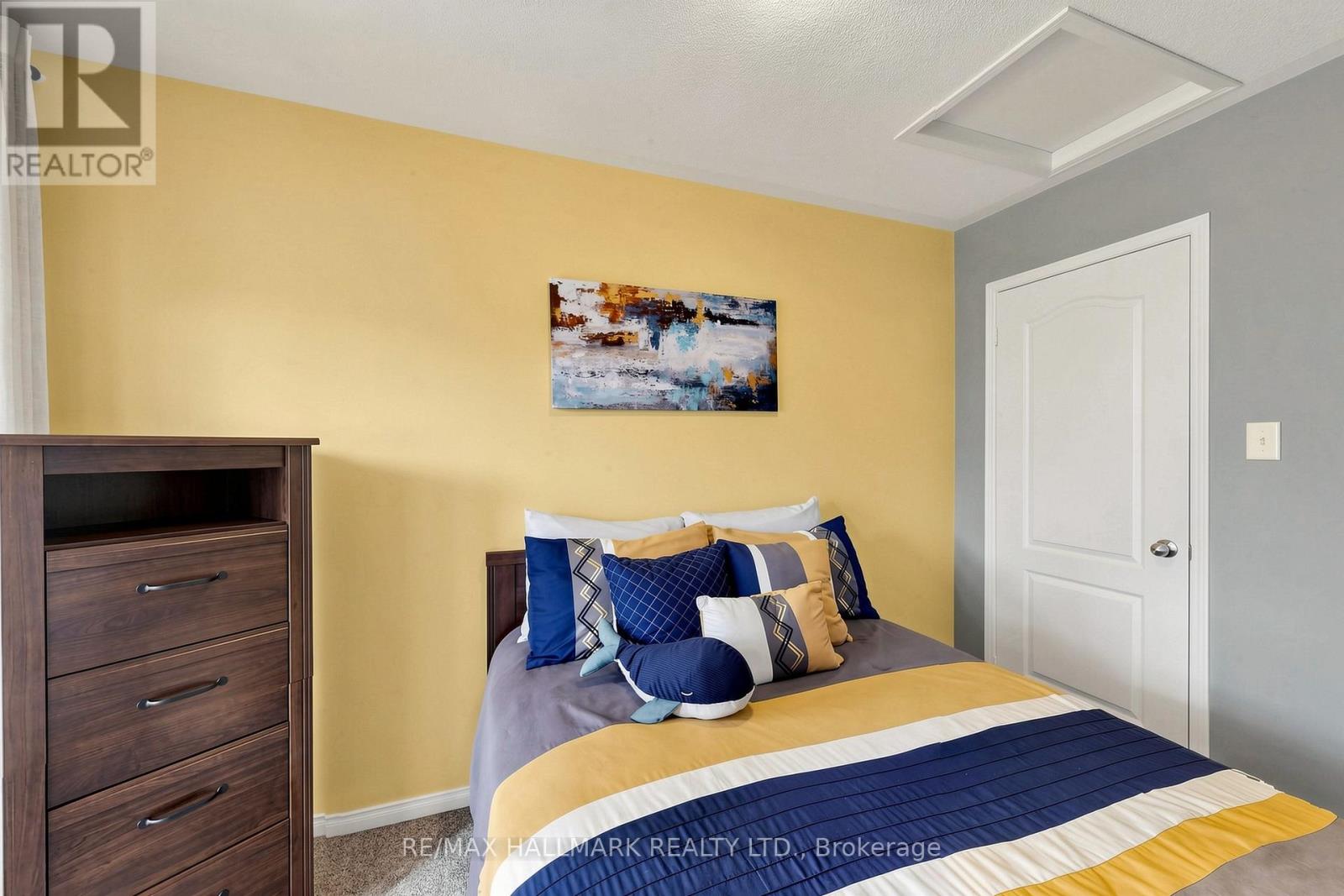 5 BEARINGS AVENUE - 27