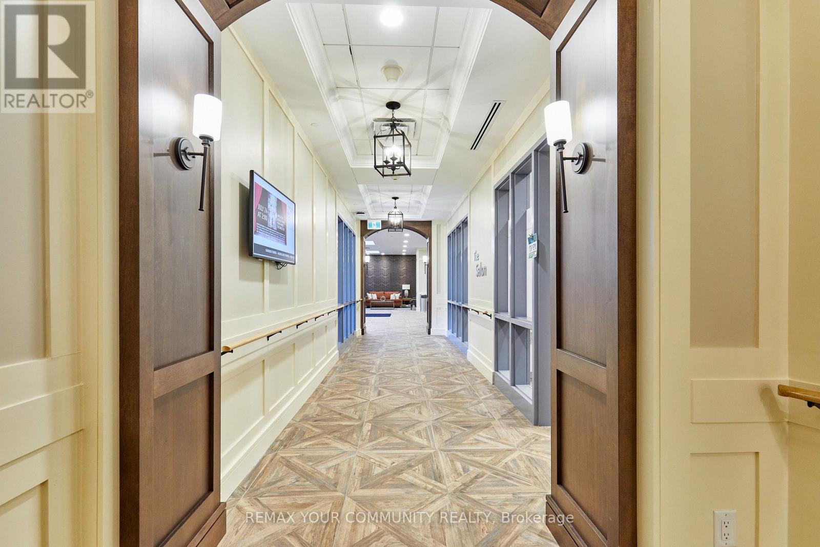 #511 440 WILLIAM GRAHAM DRIVE - Image 28