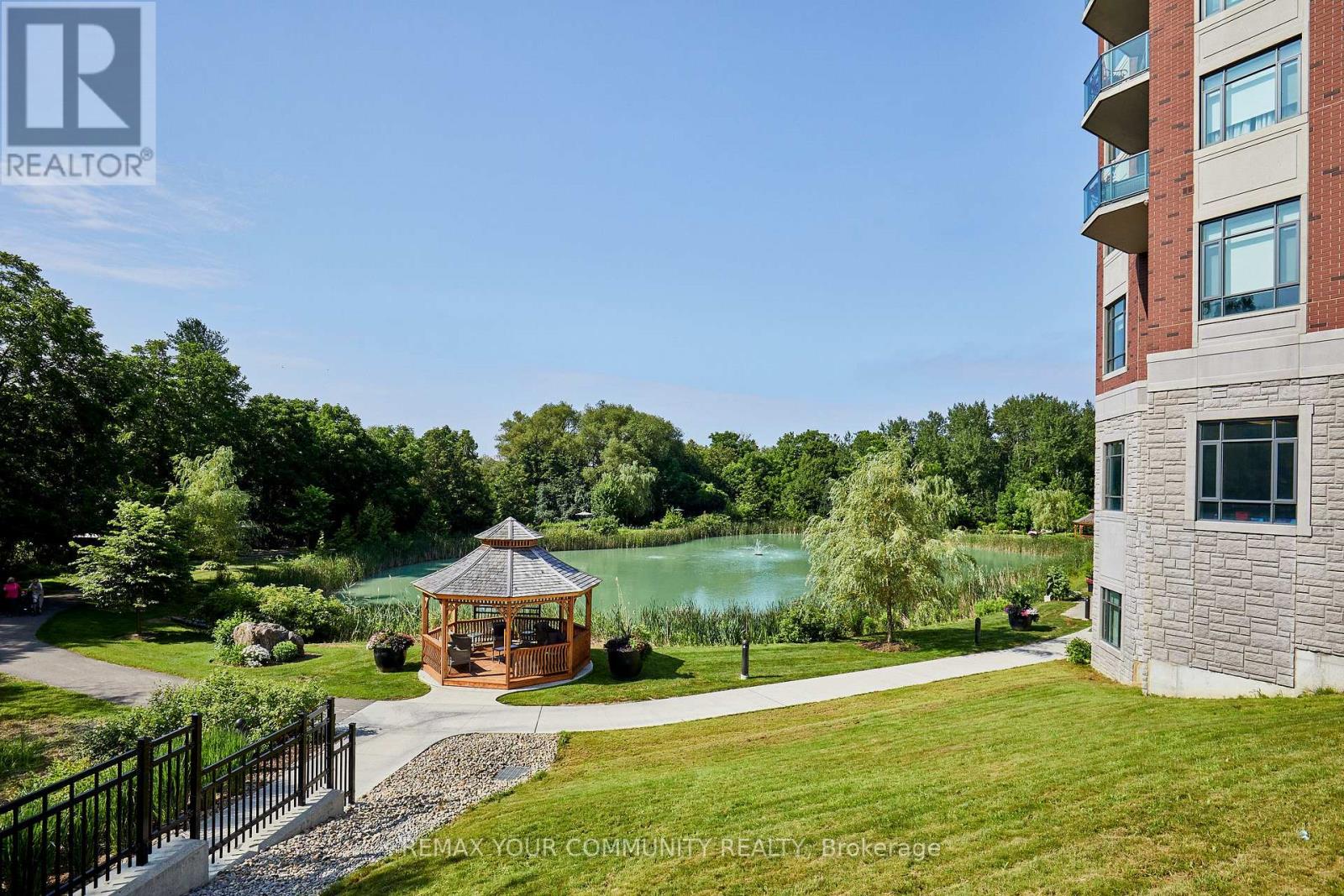 #511 440 WILLIAM GRAHAM DRIVE - Image 40