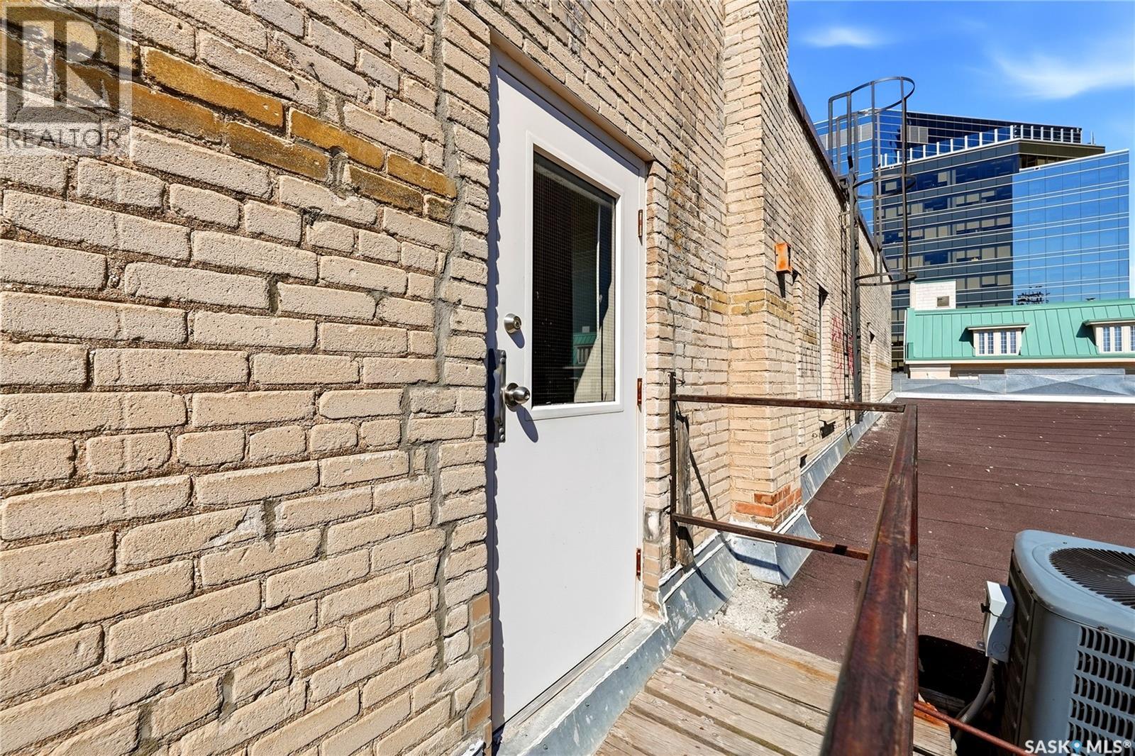 #301 1836 Scarth STREET - 24