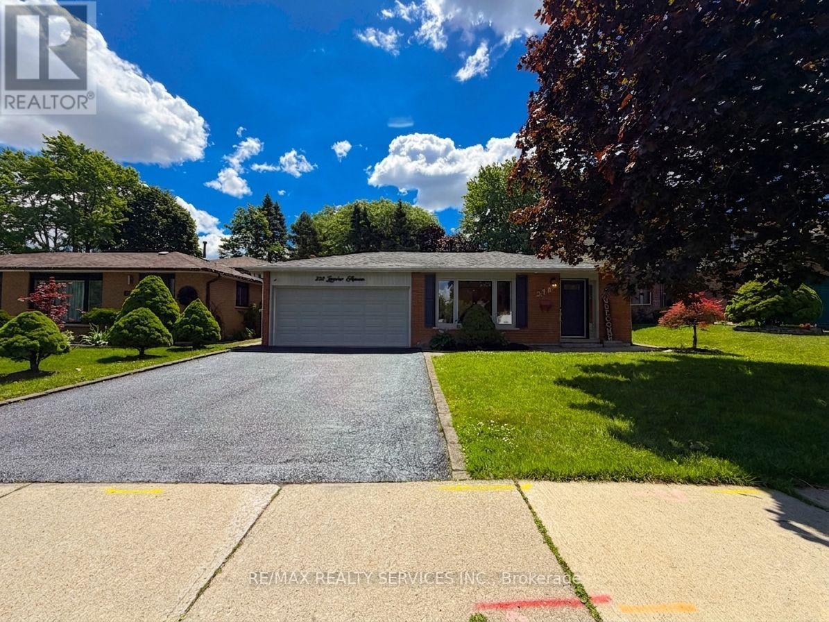238 LAURIER AVENUE S - 2