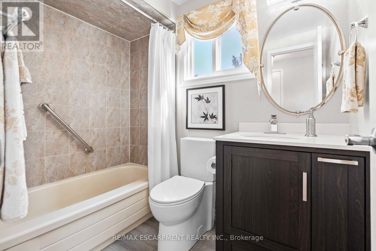 #56 2272 MOWAT AVENUE - 19