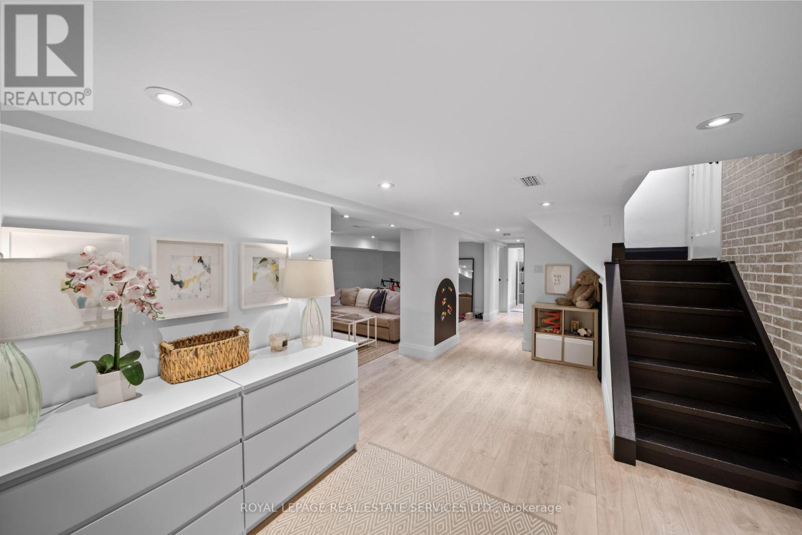 114 HUMBERVALE BOULEVARD - Image 20