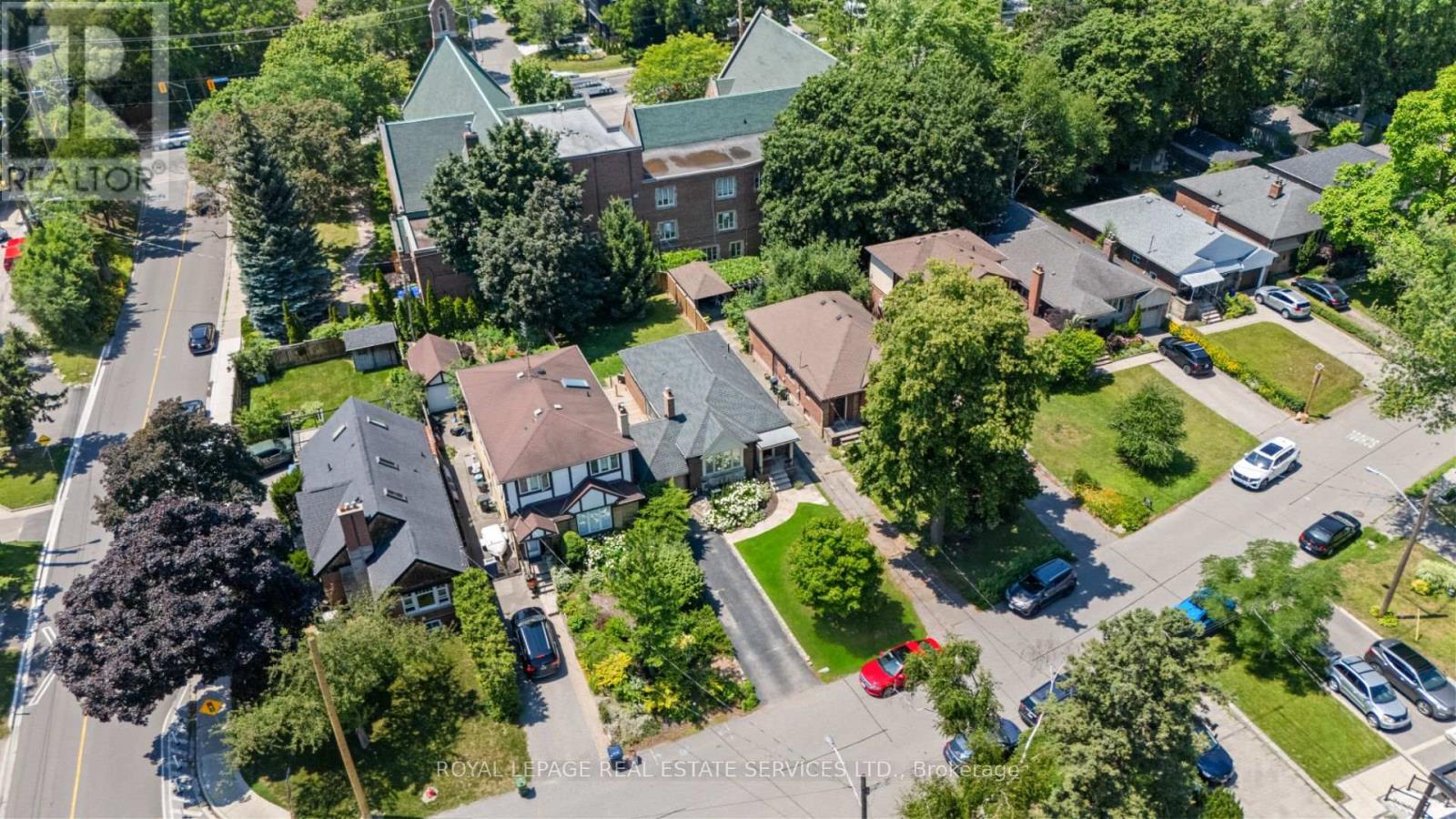 114 HUMBERVALE BOULEVARD - 36