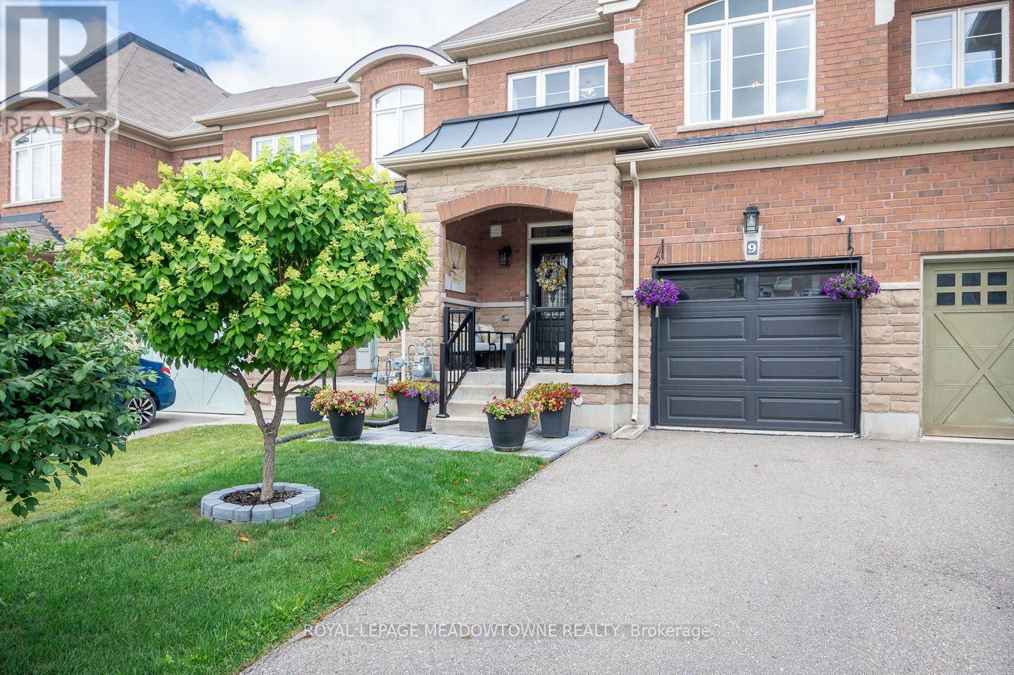 9 MCLAUGHLIN AVENUE - 2