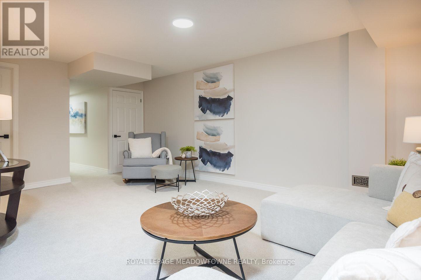 9 MCLAUGHLIN AVENUE - Image 34