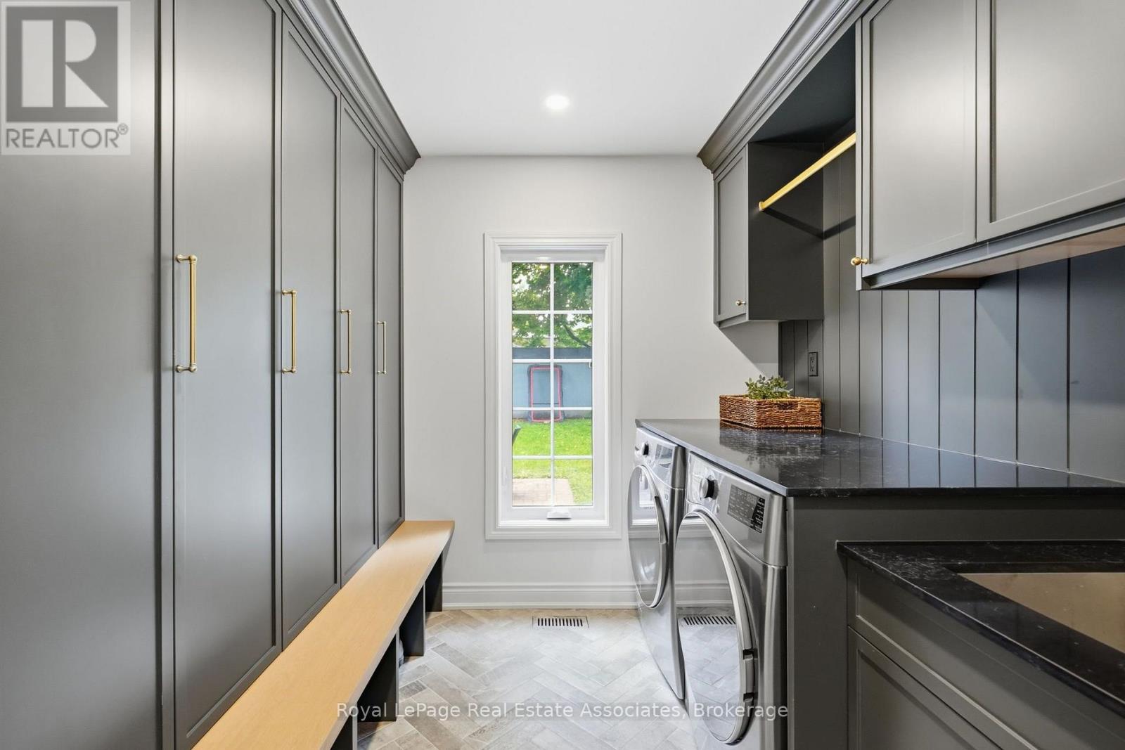 648 CHERRYWOOD DRIVE - Image 36