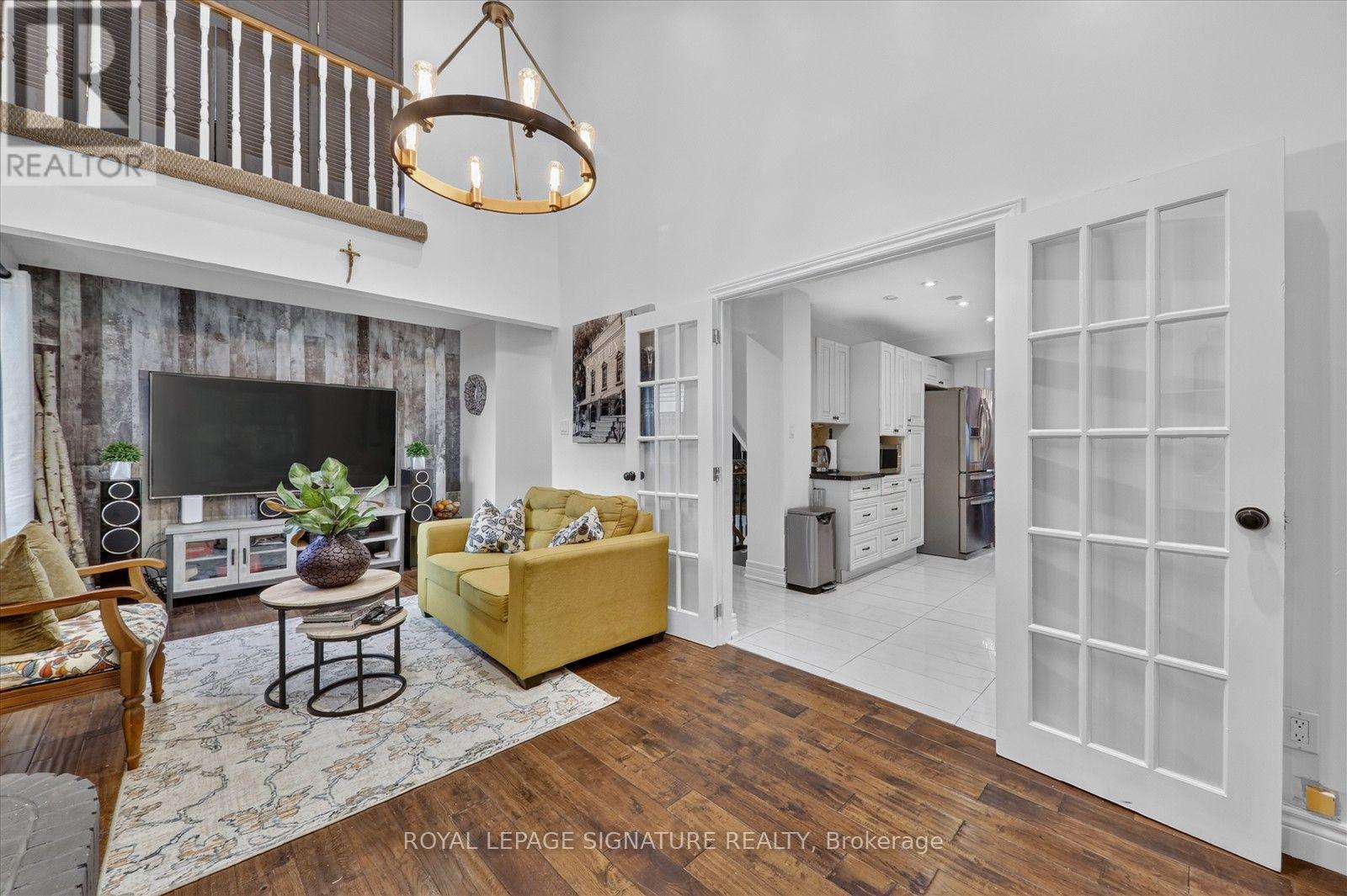 62 MASSEY STREET - Image 19