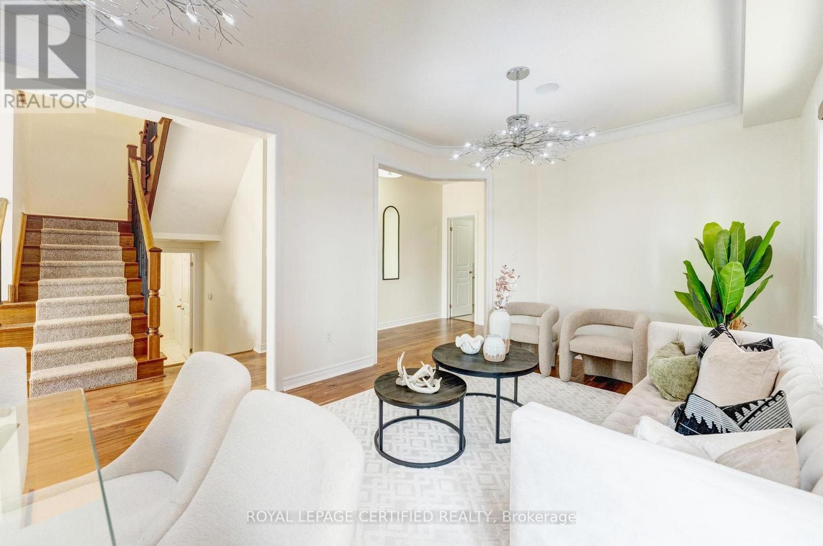 515 HINCHEY CRESCENT - 10