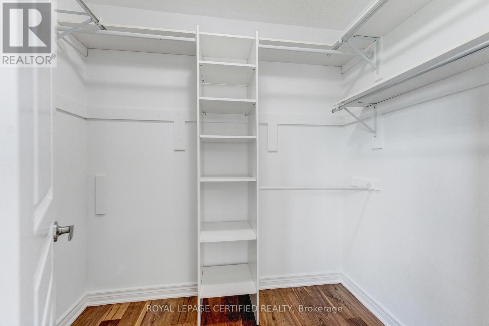 515 HINCHEY CRESCENT - 30