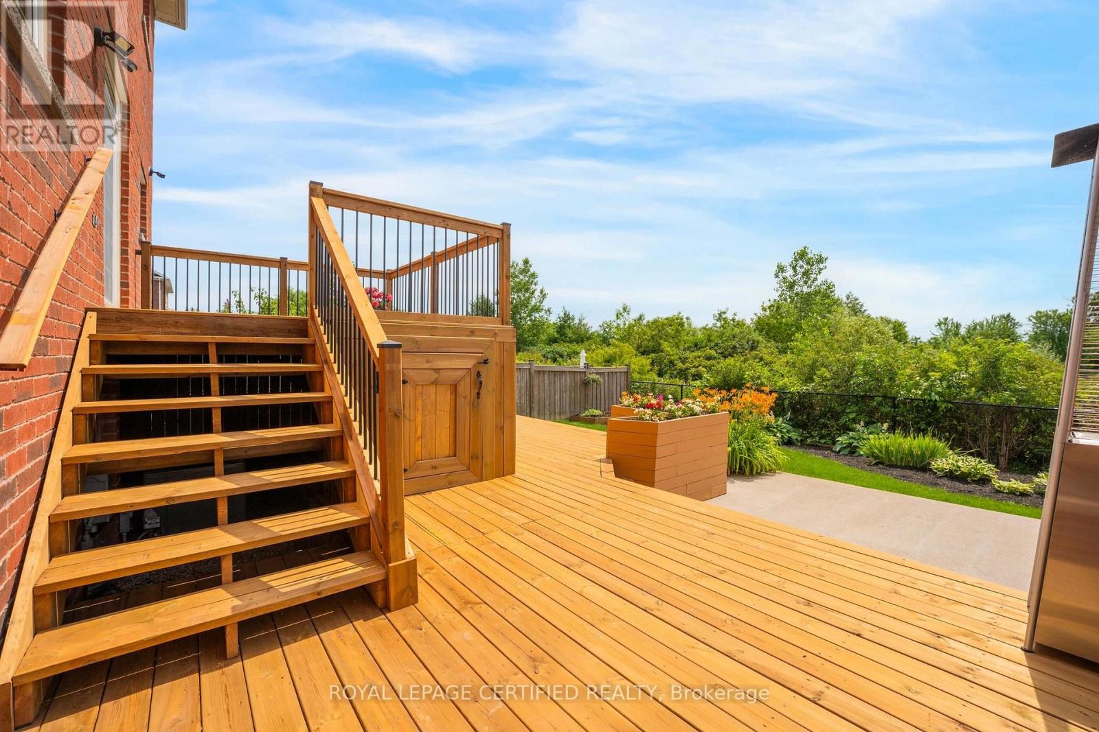 515 HINCHEY CRESCENT - 45